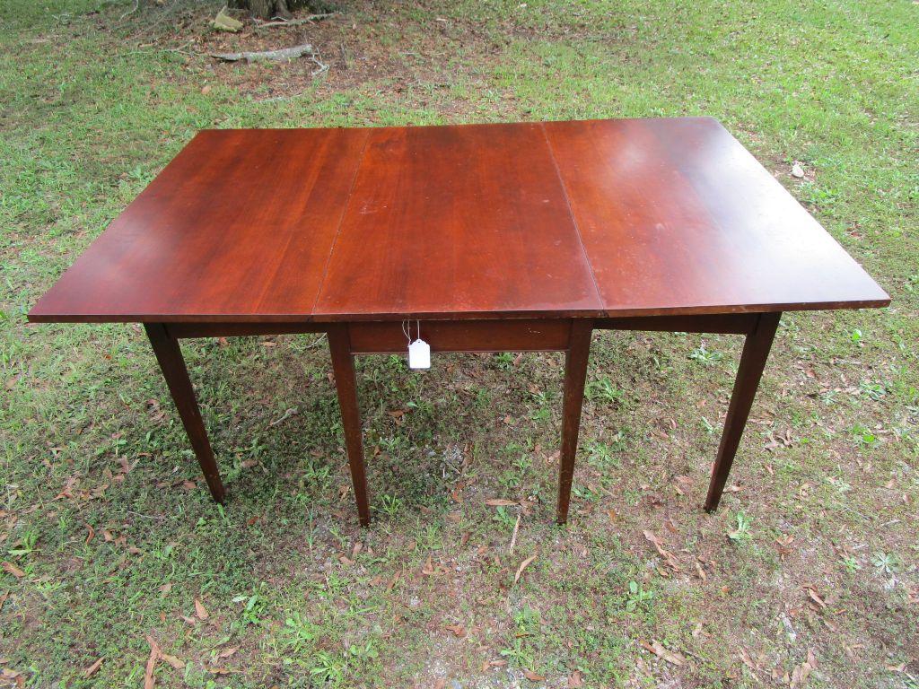 Mahogany Drop Leaf Table w/ Drop to Floor