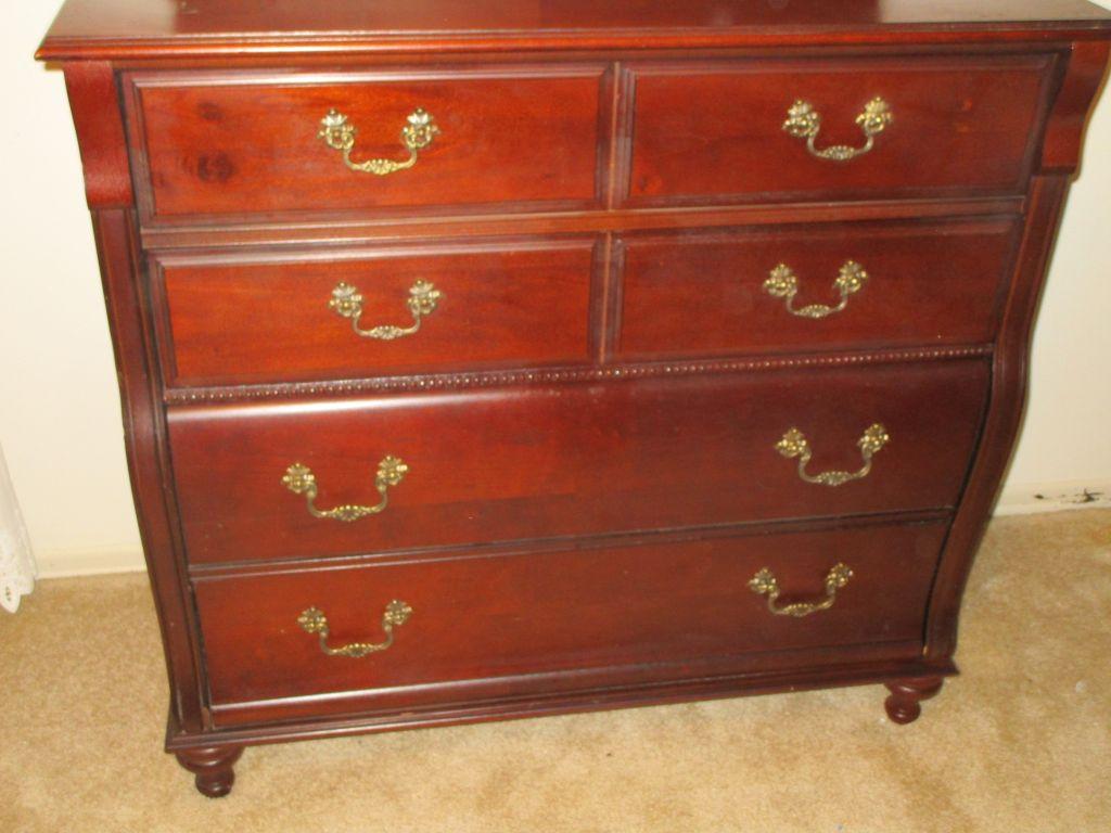 Stanley Mahogany 4 Drawer Chest of Drawers