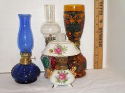 Lot - Miniature Oil Lamps