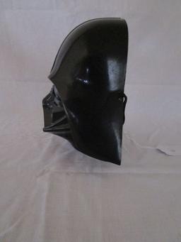 2005 Stars Wars "Darth Vader" Mask