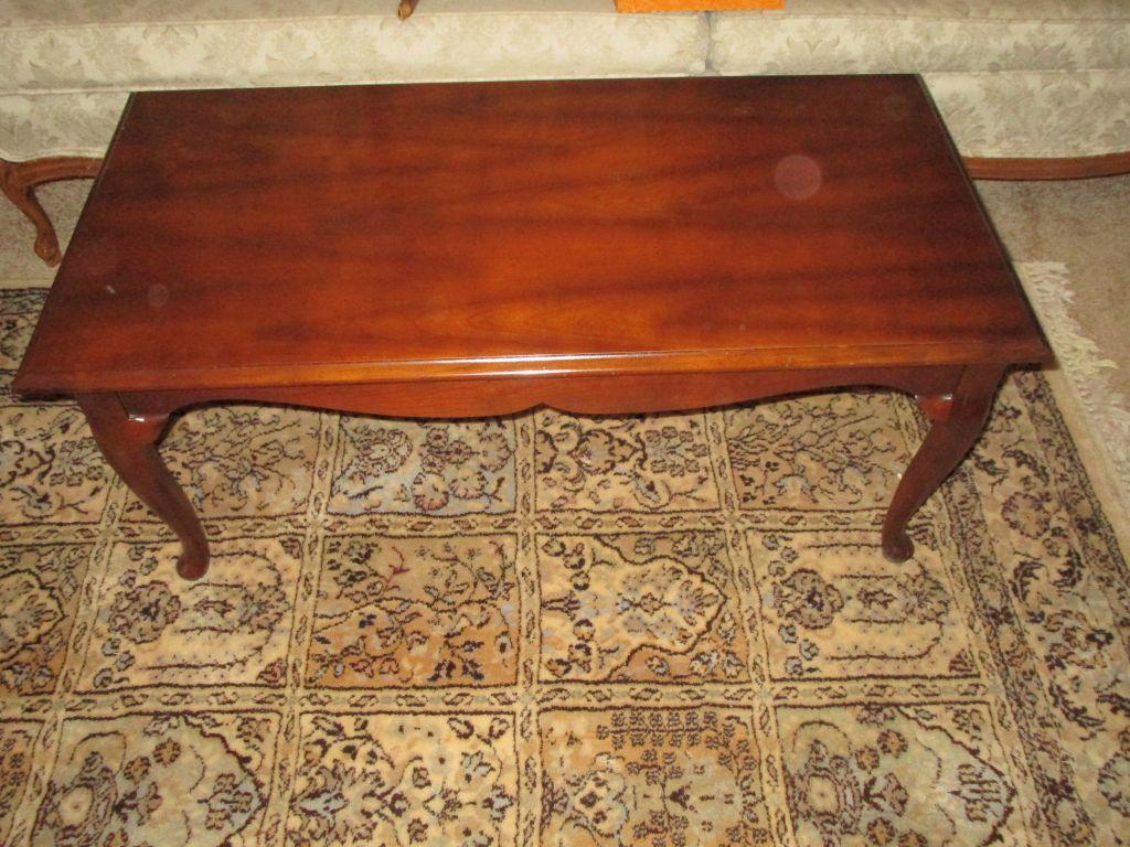 Cherry Finish Coffee Table w/ Queen Anne Style Legs