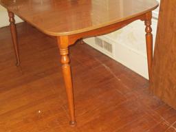 Dining Table w/ Laminate Top & 2 Leaves