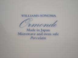 Williams & Sonoma "Ormonde" - 4 Place Settings of China    20 Pcs.