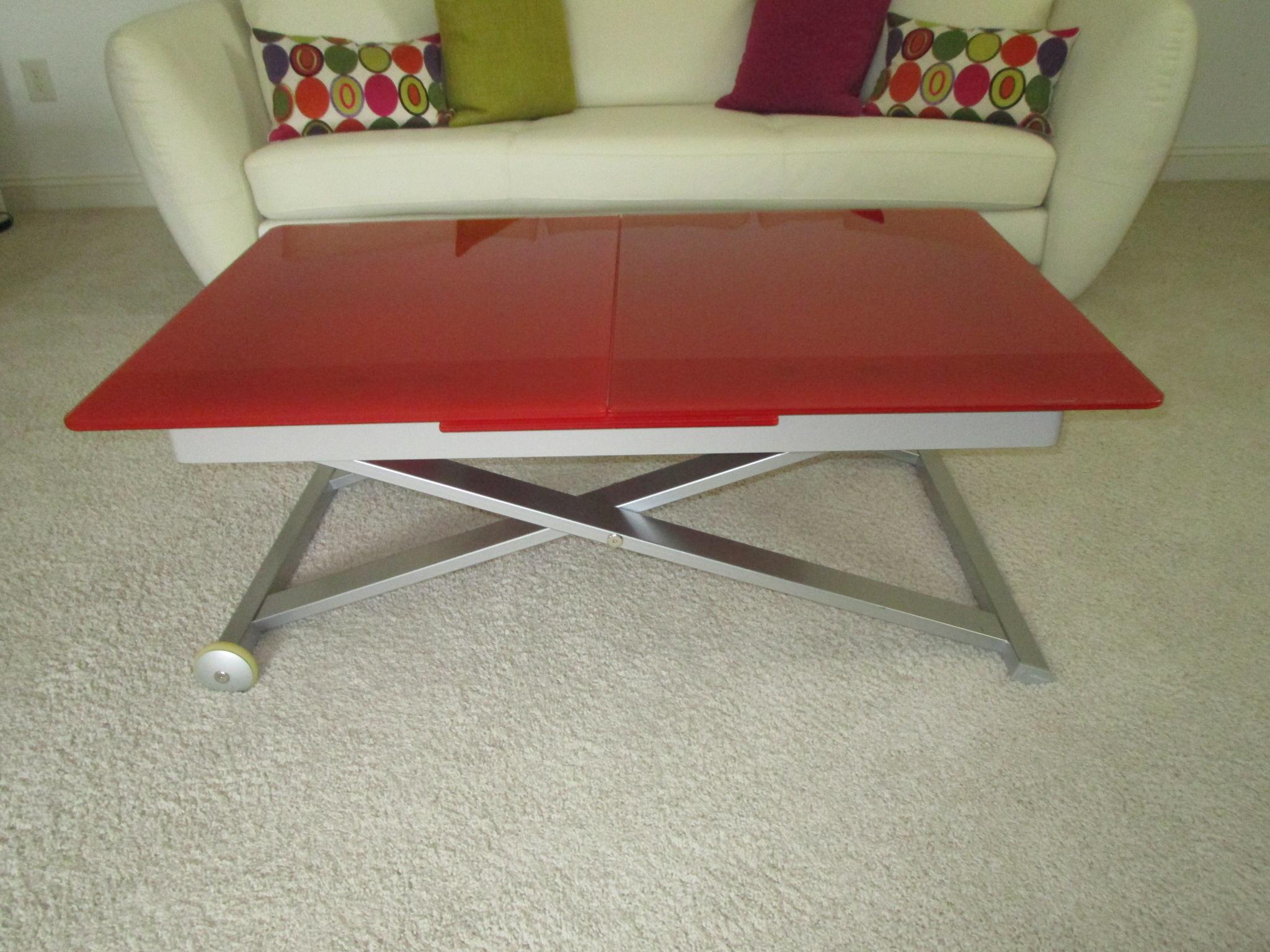 Awesome  "Calligaris" (Italian Designer) Table w/Red Tempered Glass & Stainless Base