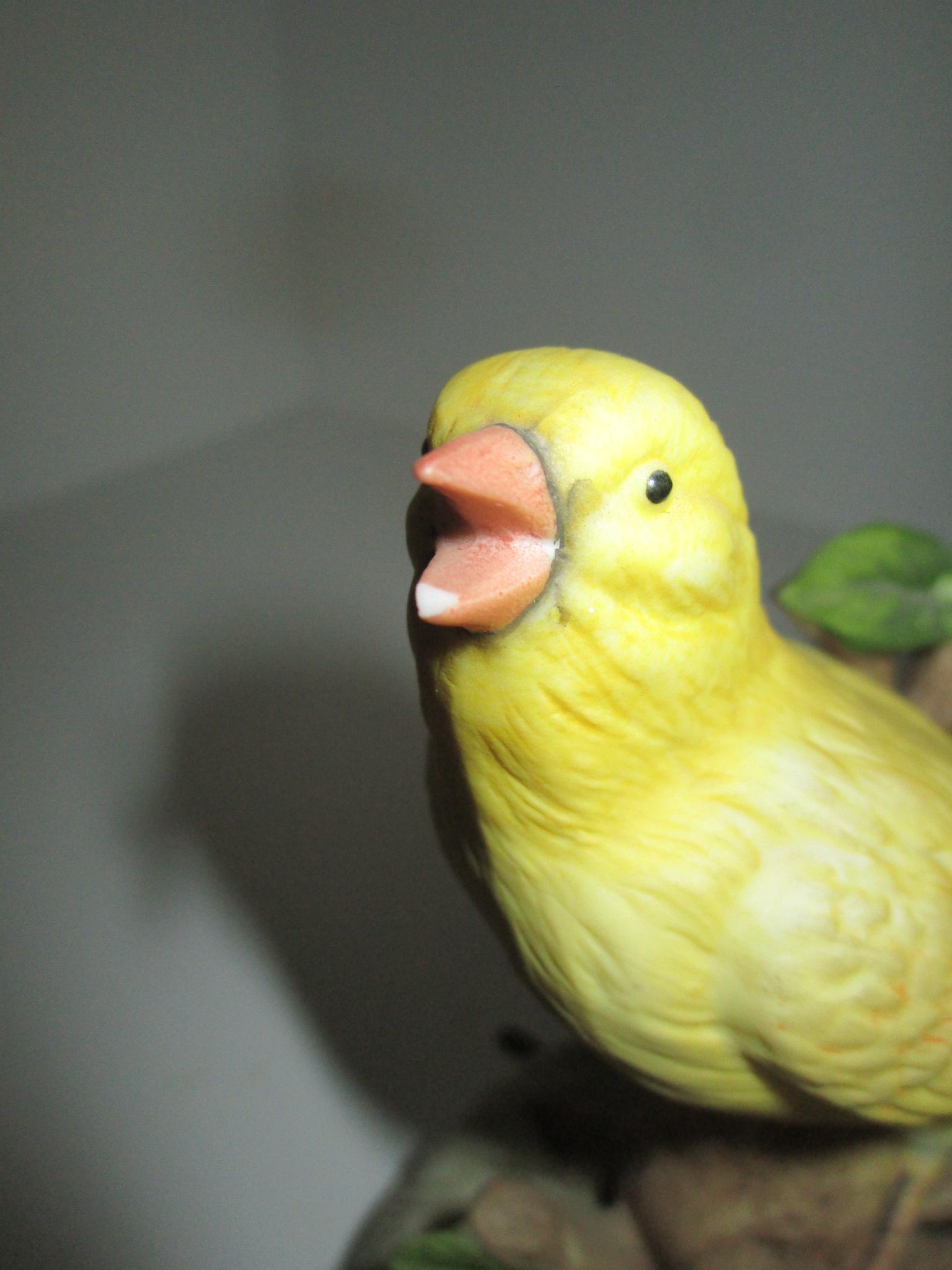 Gorham Yellow Bird Music Box (Plays - Clair De Lune) - Porcelain w/Flake on Beak