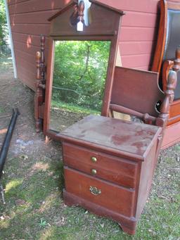 Mahogany Headboard & Footboard. Mirror & 2 Drawer Nightstand.  Wear on Finish,