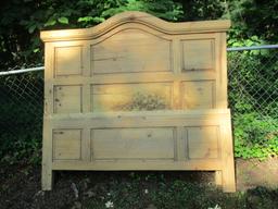 Pine Headboard & Footboard - Queen  Footboard Missing Piece.  Wear shown in pictures