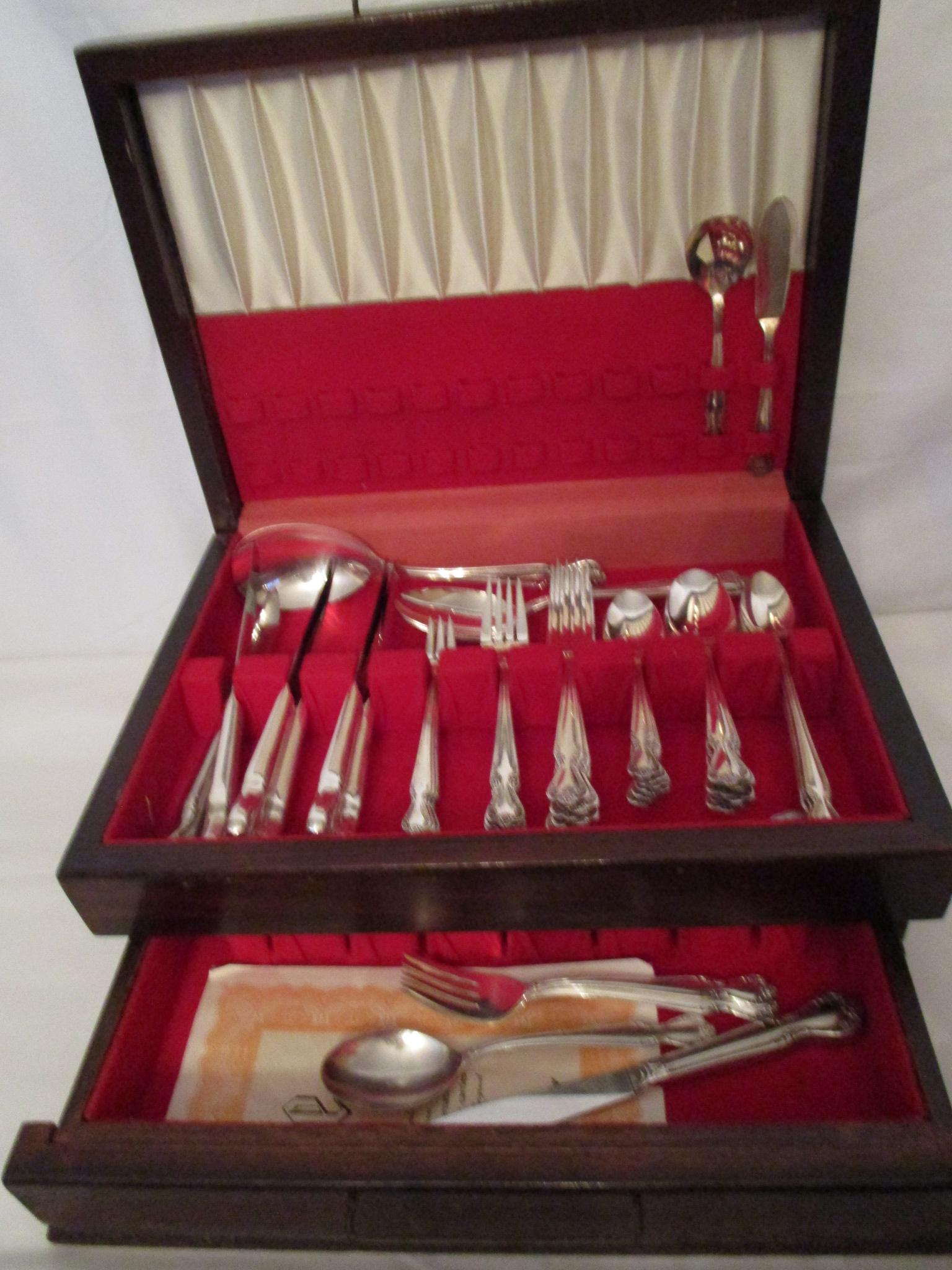 Lot - 51 piece Rogers & Brothers\s Silver Plate Flatware in Chest