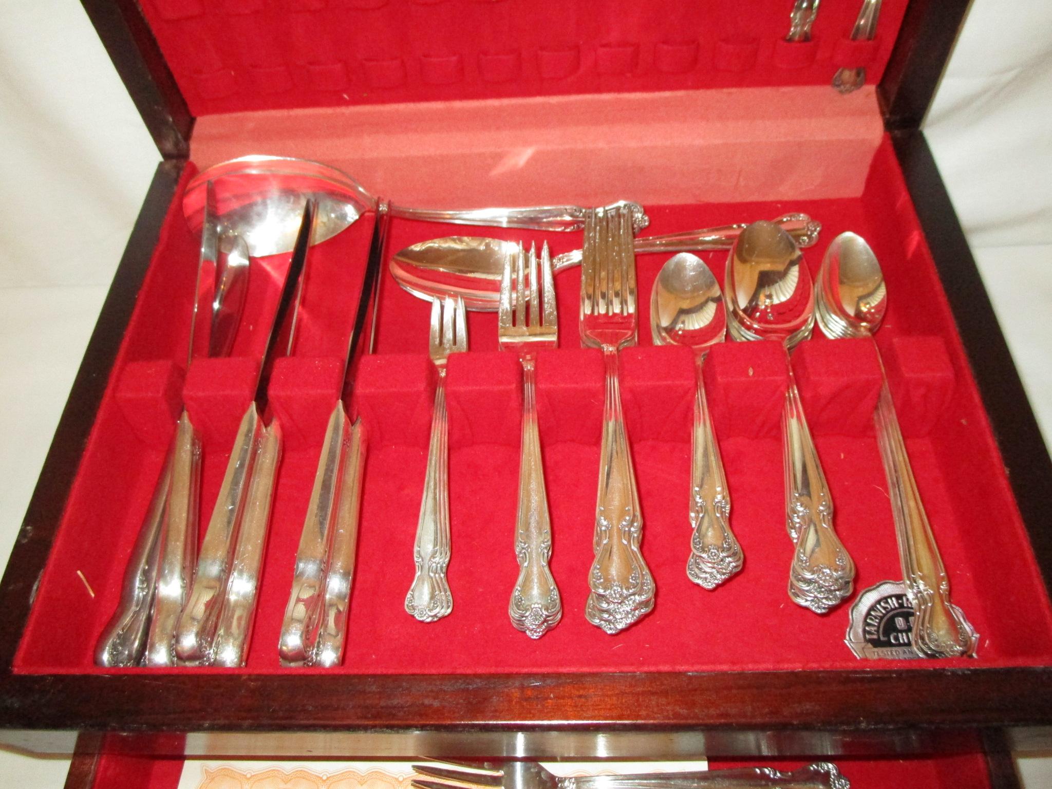 Lot - 51 piece Rogers & Brothers\s Silver Plate Flatware in Chest