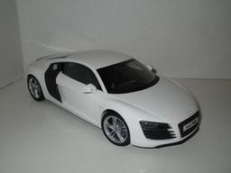 Audi R8 1:18 Scale Original Die Cast Model by Kyosho, w/Original Box