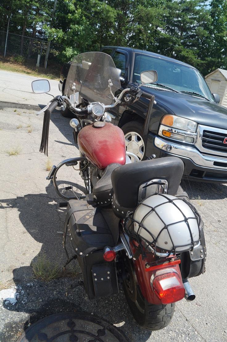 Harley Davidson Motorcycle - 18,315 Miles - Burgandy w/ Leather Saddlebags