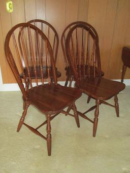 Lot 4 Windsor Back Mahogany Dining Chairs.  Few light Scratches