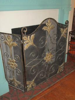 Trifold Metal Fire Screen w/ Decorative Leaf Design - Center 35" X 30" sides 30" X 13"