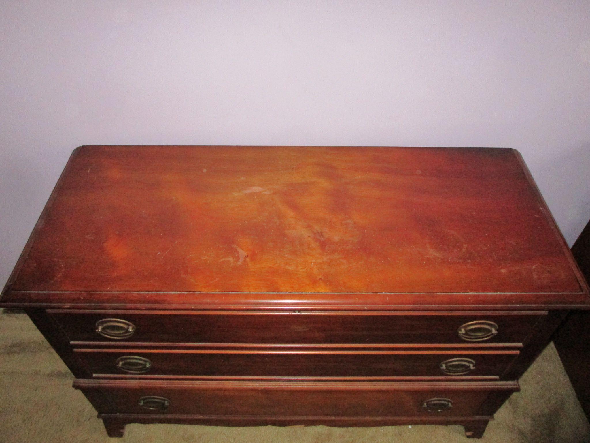 Lane Mahogany Chest Style Cedar Chest w/ Bottom Drawer - Some Wear - overall nice piece!