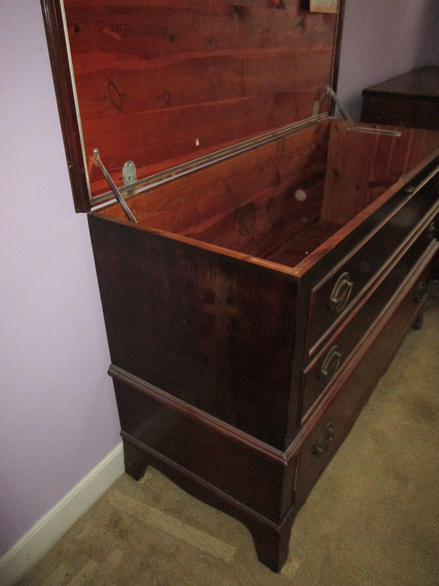 Lane Mahogany Chest Style Cedar Chest w/ Bottom Drawer - Some Wear - overall nice piece!