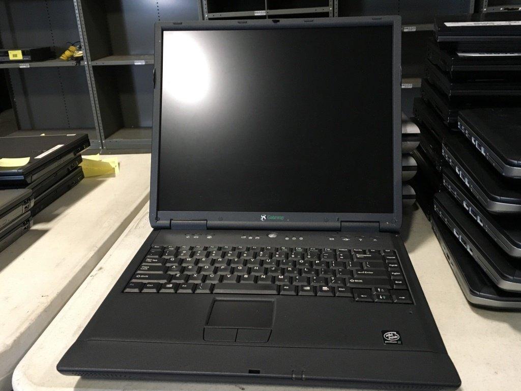 Dell & Gateway Laptops, Qty 33