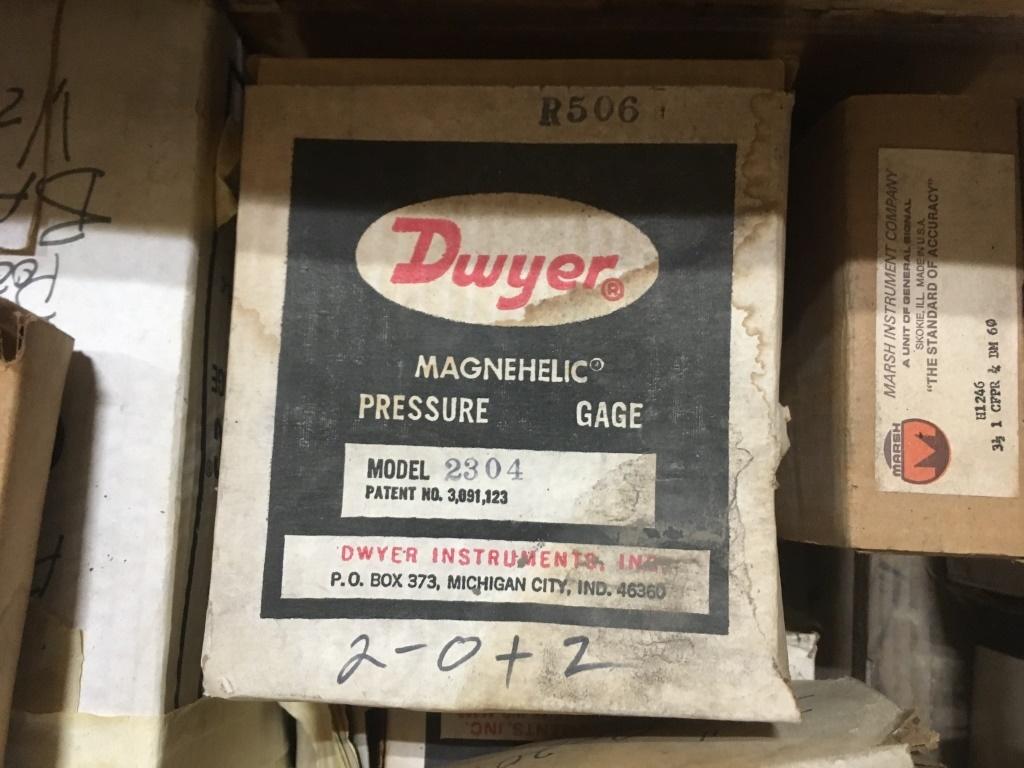 Dwyer Magnehelic Pressure Gauges