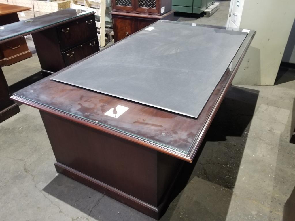 Stow & Davis Executive Office Desk