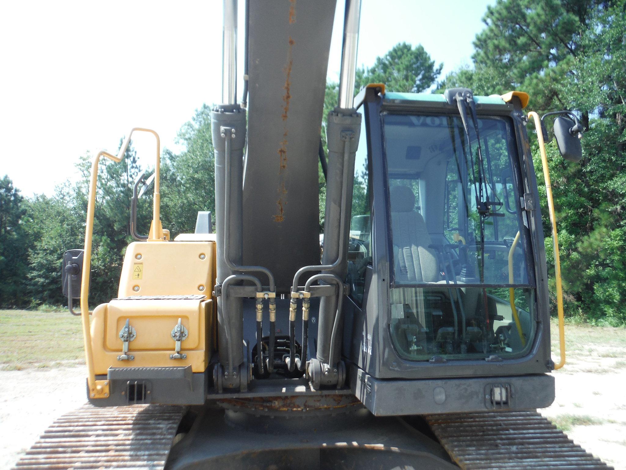 2013 Volvo EC220 DL Excavator