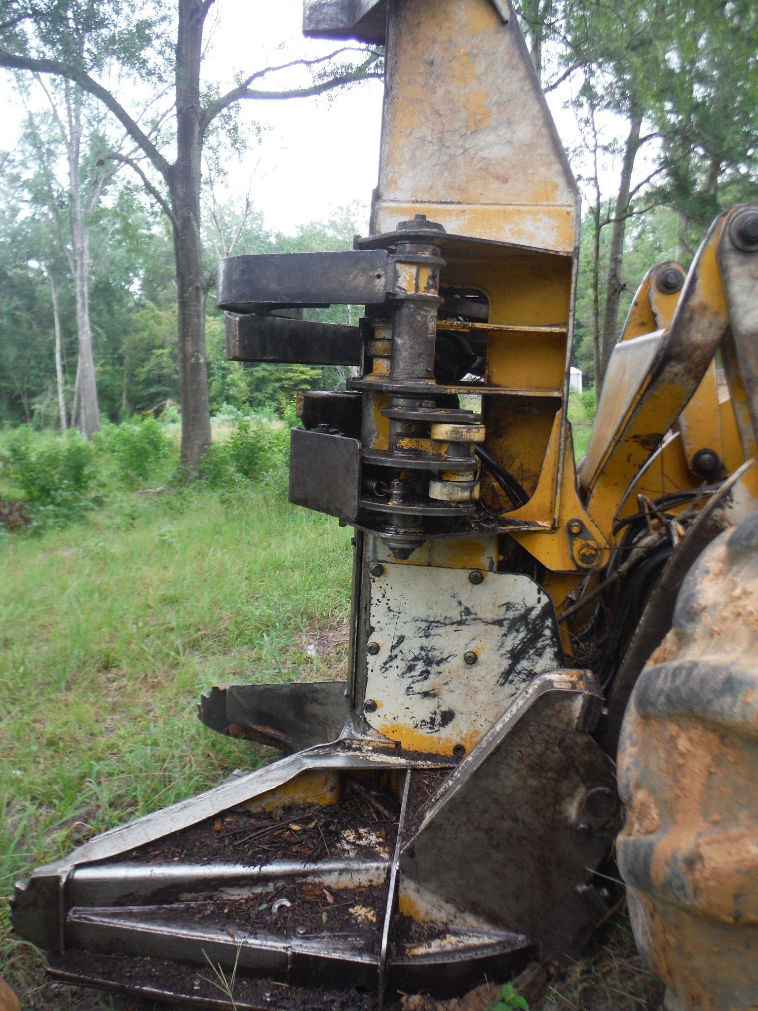 2006 Deere 843H Feller Buncher. FD22 Hot Saw.