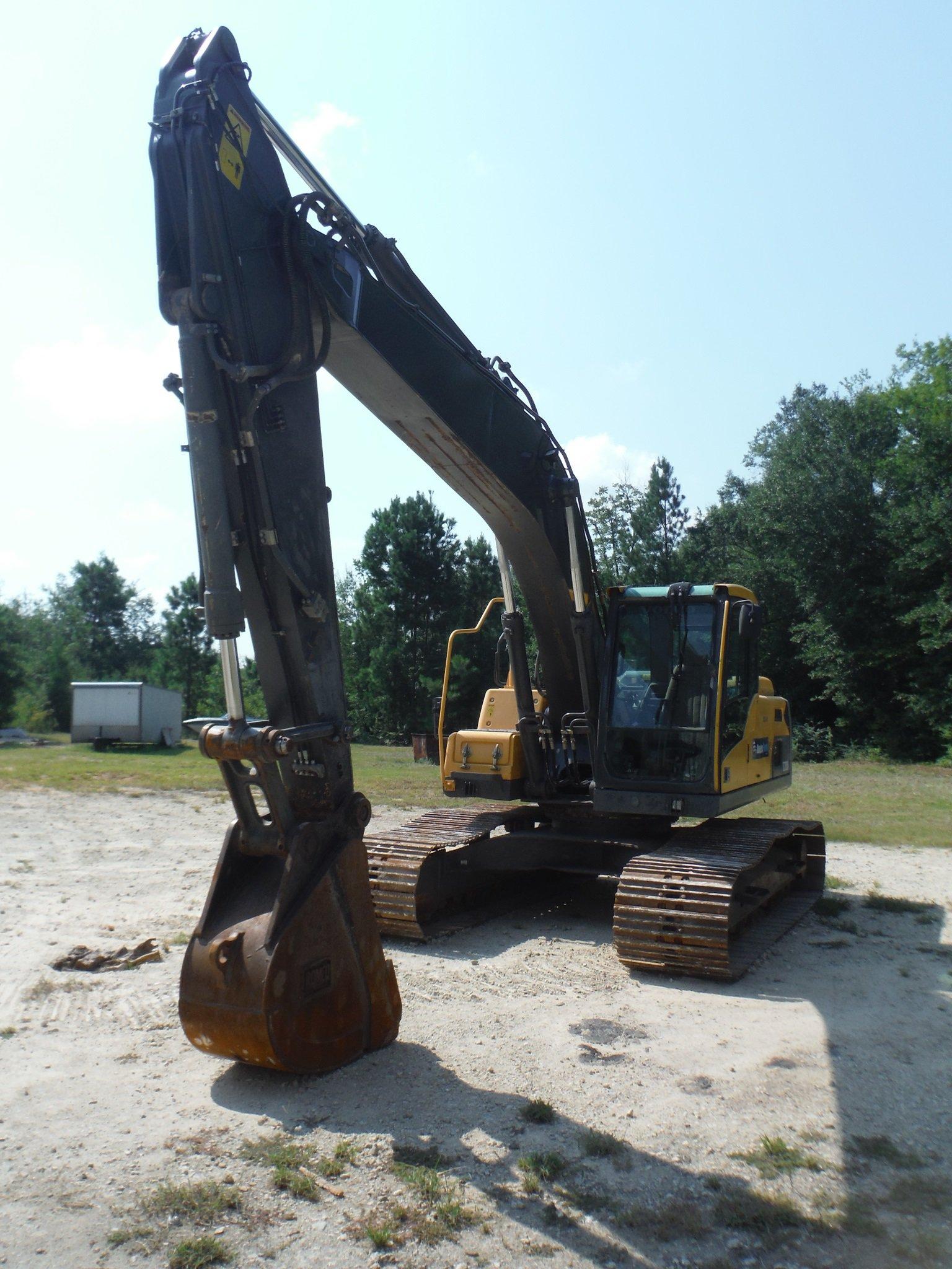 2013 Volvo EC220 DL Excavator