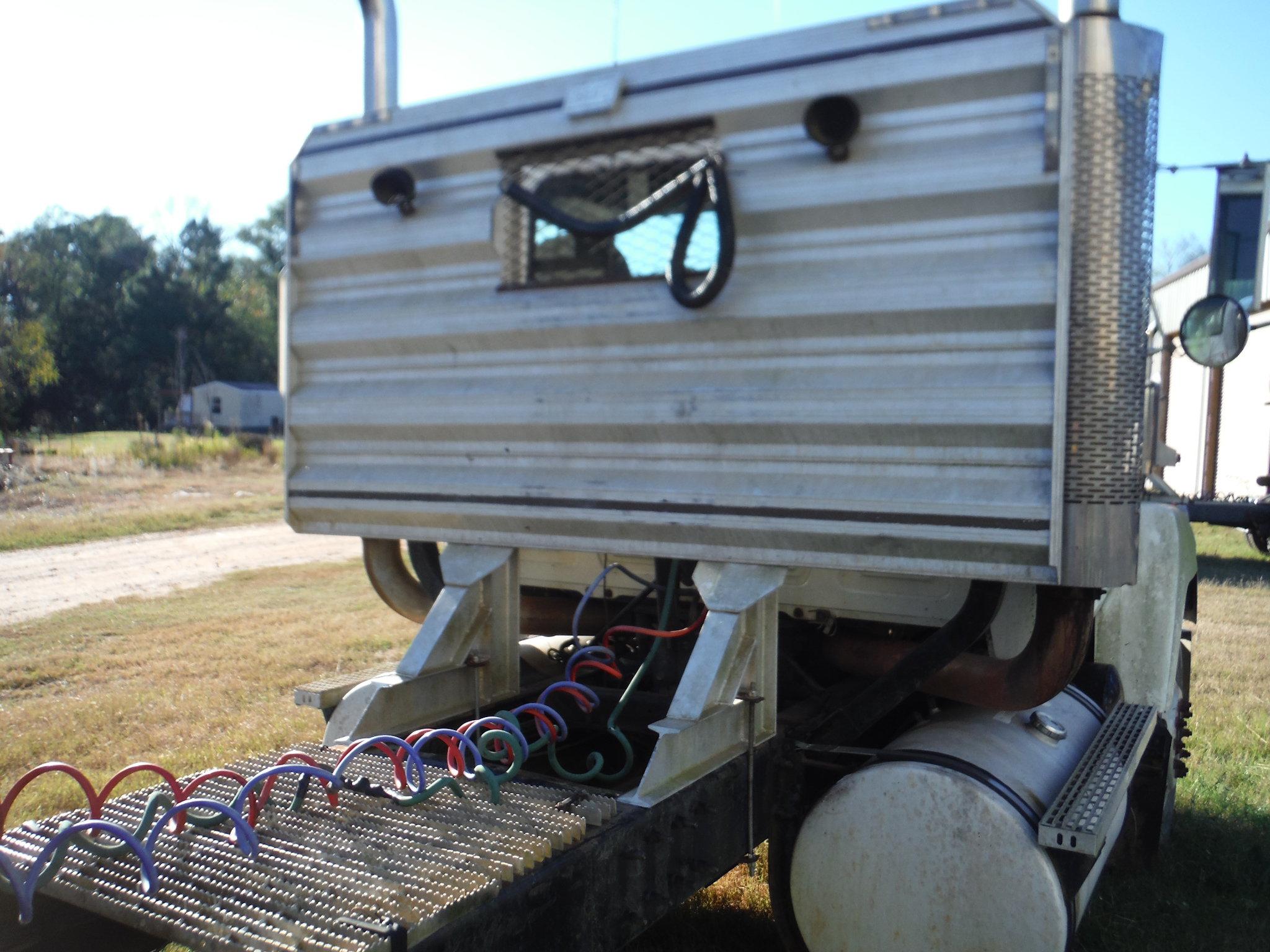 1998 Mack CH613 Daycab Truck