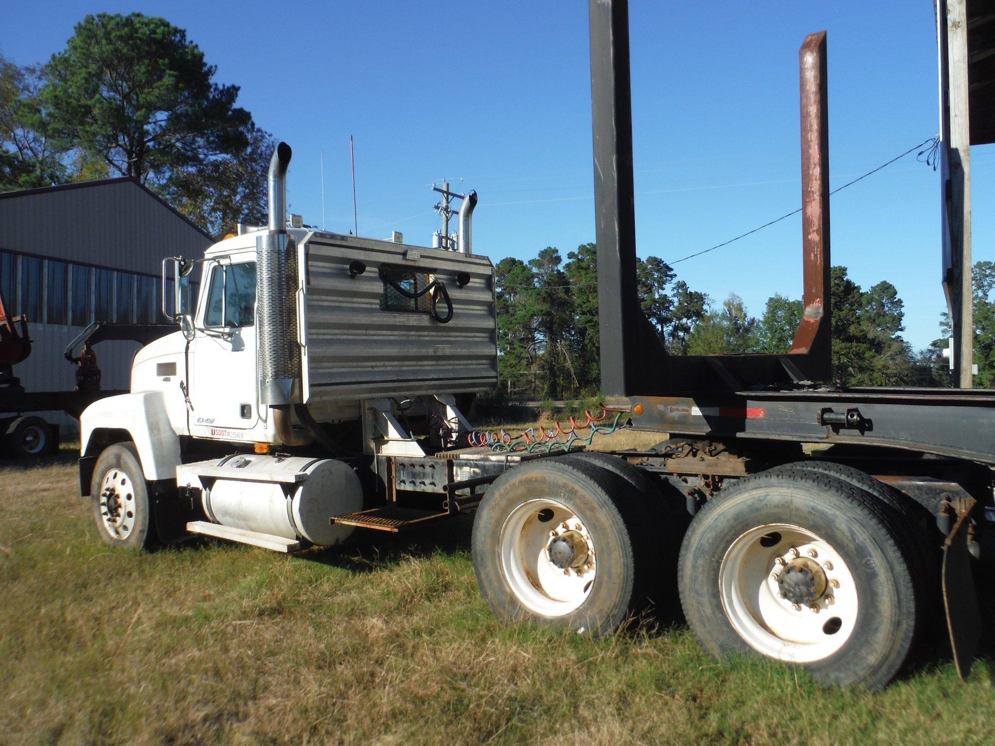 1998 Mack CH613 Daycab Truck