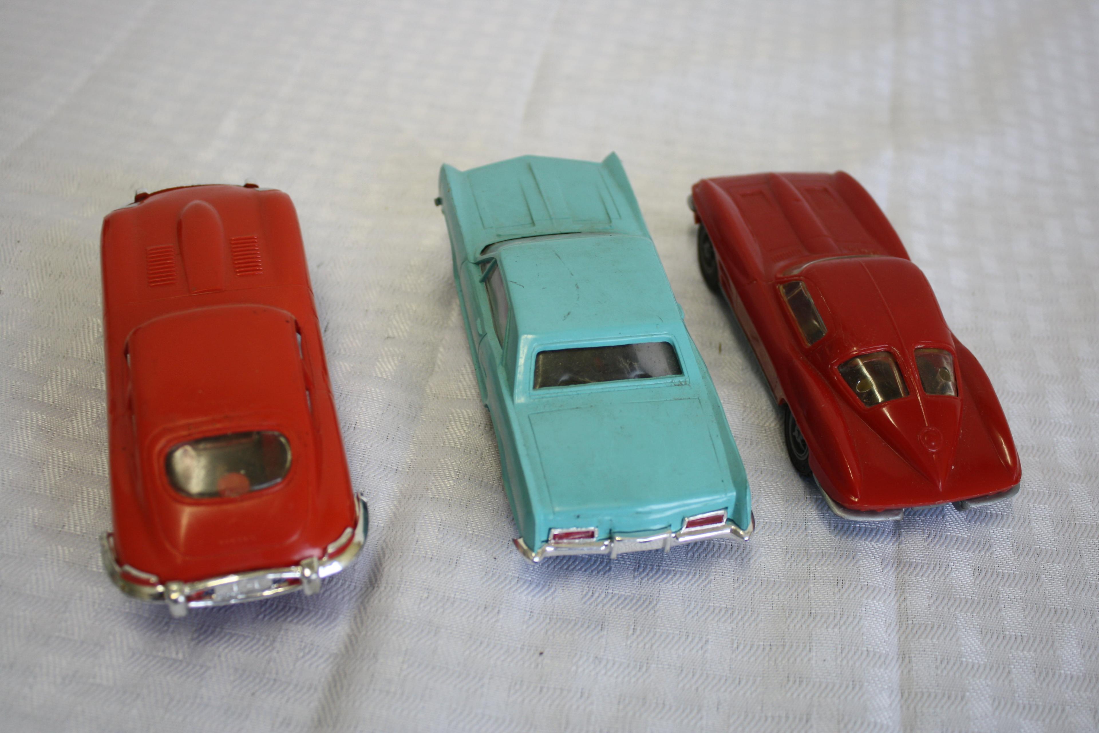 Lionel 1/50 Scale Classic Car Slot Cars