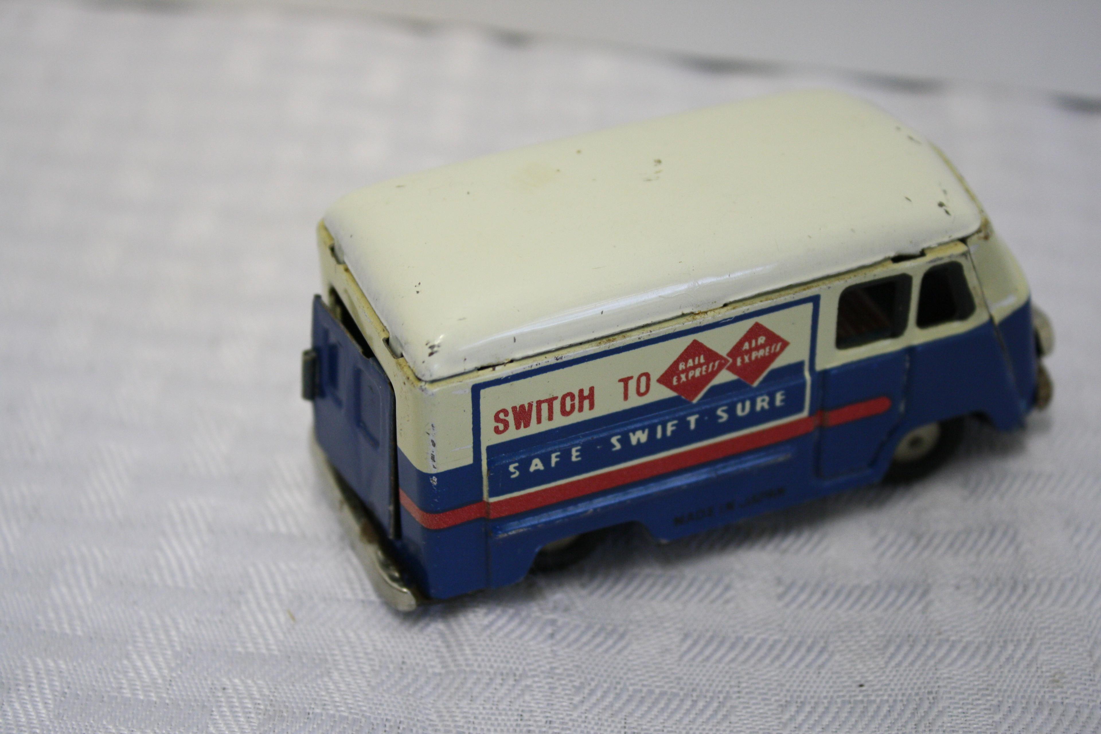 Excellent Tin Litho Swift Mail Friction Mail Truck