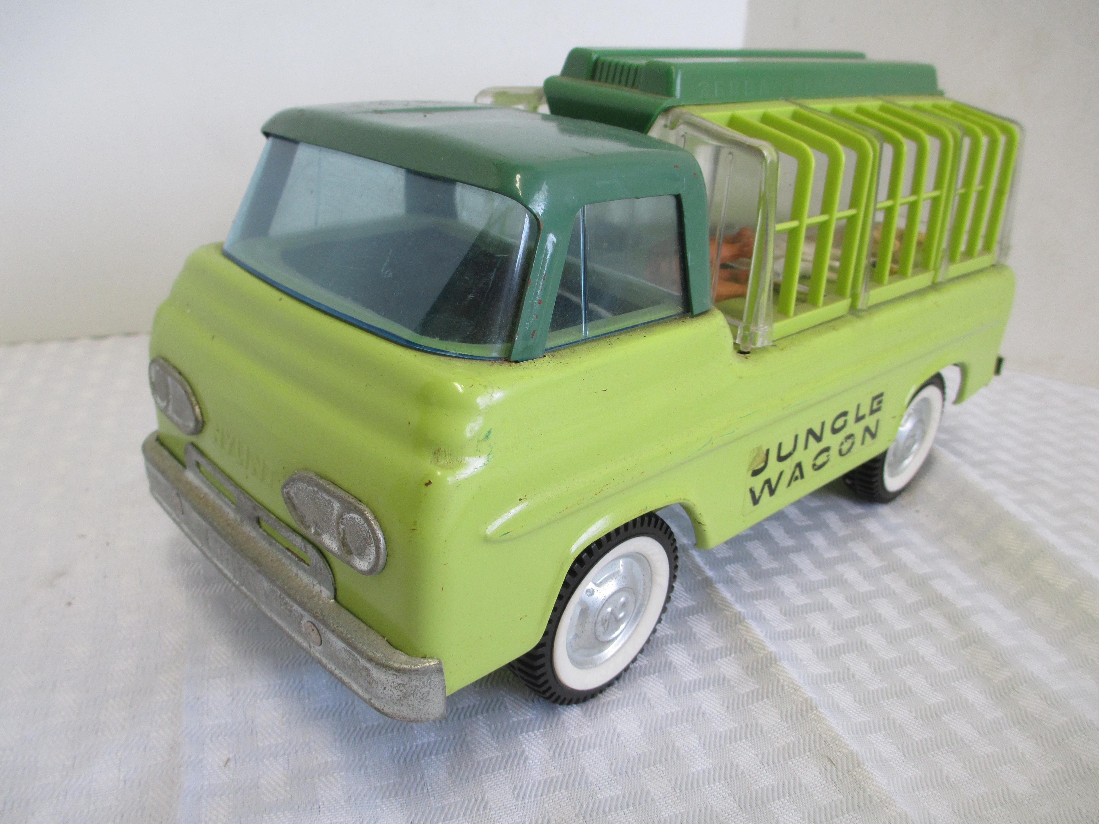 Nylint 11 inch Jungle Wagon