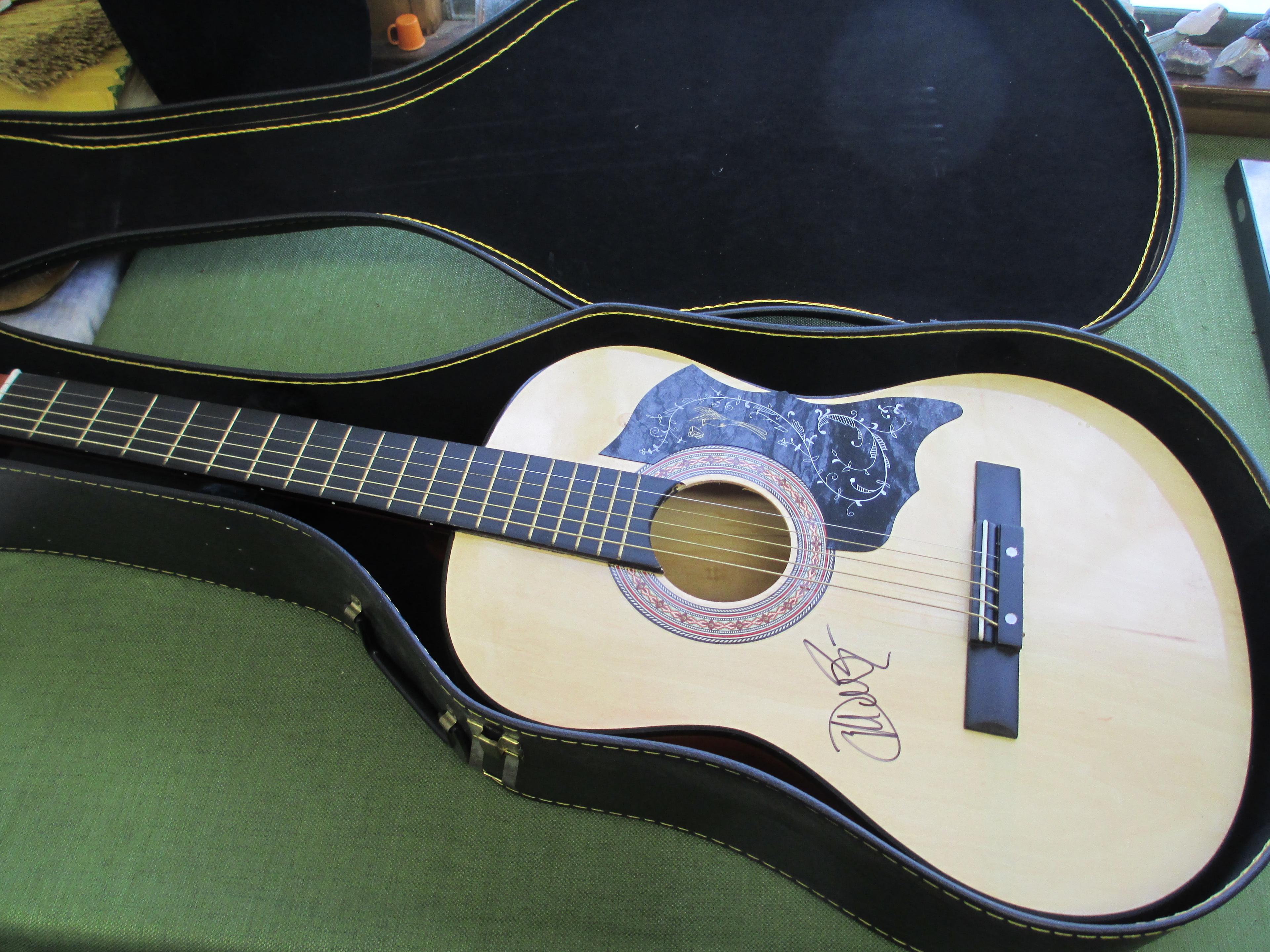Dave Matthews Autographed Guitar