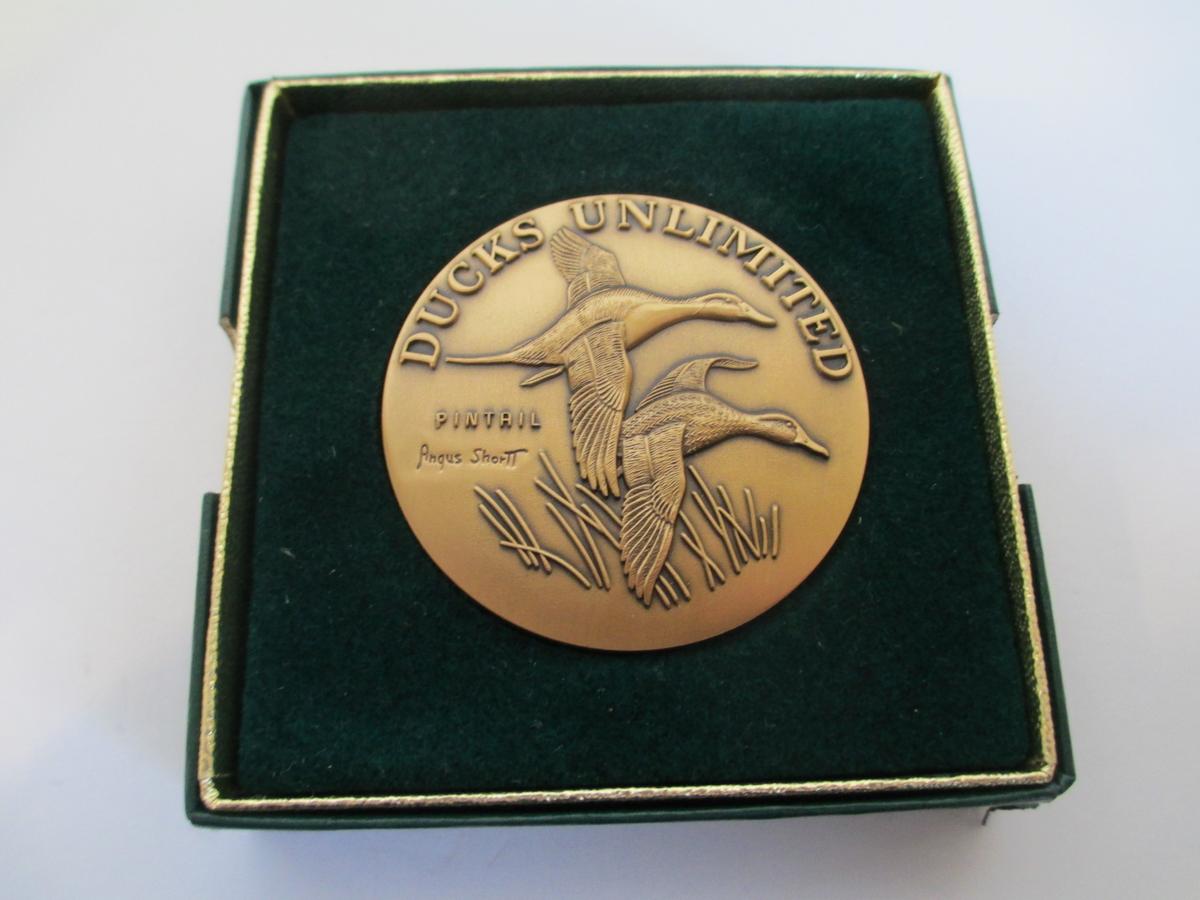 Ducks Unlimited Angus Short Pin Tail Bronze Medallion