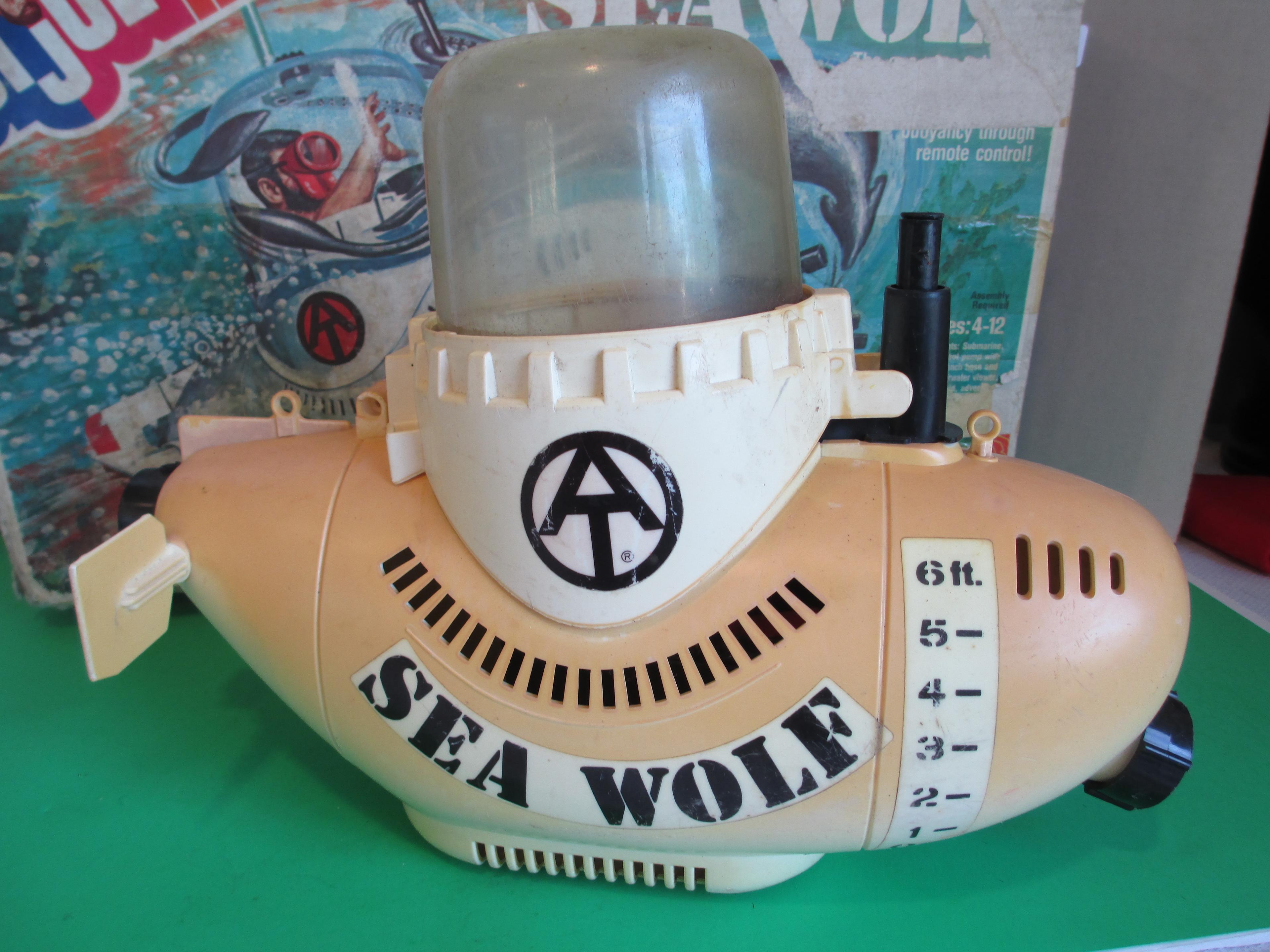 1975 G.I. Joe Sea Wolf Submarine Toy by Hasbro