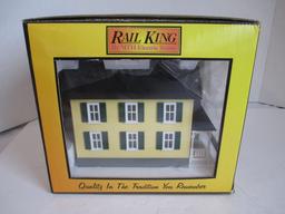 M.T.H./Rail King Farm House