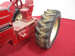 1/16 Scale Red Tractor