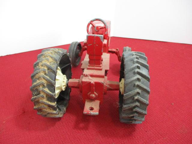 1/16 Scale Red Tractor