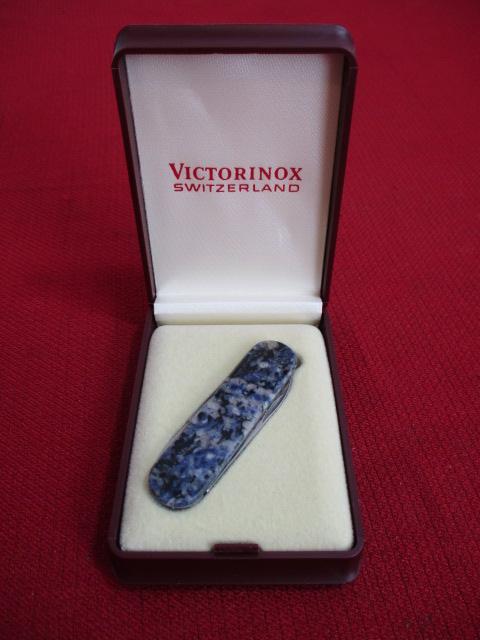 Victorinox Original 2 1/4" Swiss Army Knife NIB