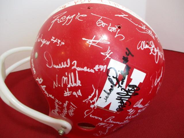 Replica Wisconsin Badgers Autographed Helmet-B