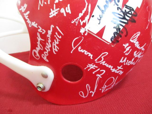 Replica Wisconsin Badgers Autographed Helmet-B