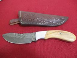 Hand Made Damascus Steel Knife w/ Sheath-8" Wood