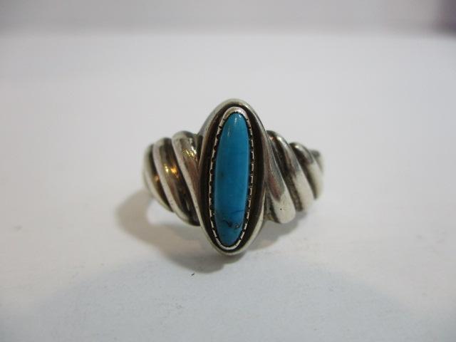 Turquoise & Sterling Silver Ring