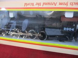 IHC Chicago Northwestern HO Scale Engine and Tender Plus Bonus Citi Service Freight Car