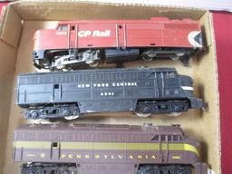 Mixed HO Scale Model Railroading Engines