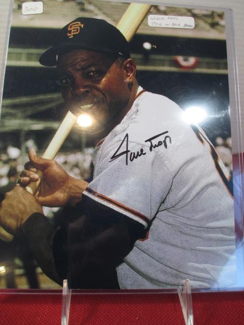 8"X10" Autographed Photo-Willy Mays