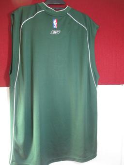 Reebok NBA Milwaukee Bucks Team Jersey