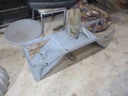 Large Havahart Animal Trap & Primitive Scoop