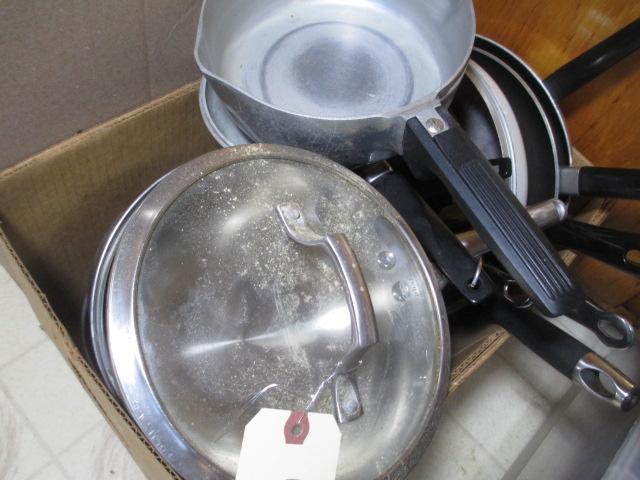 Mixed Cookware Lot