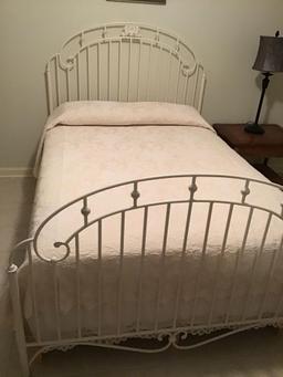 Re-production iron bed. Full-size white