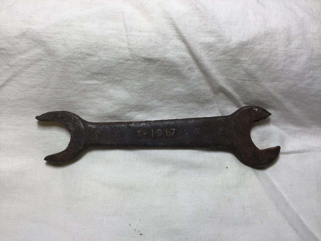 Vintage Ford open end wrench.  Five inches.