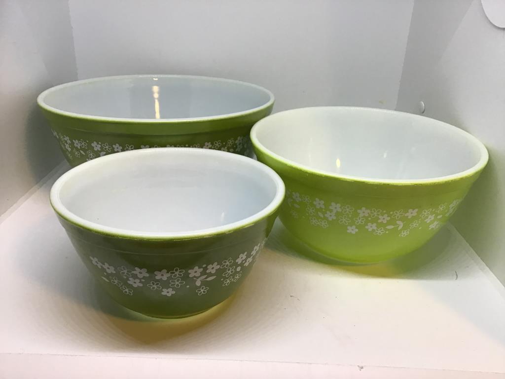 3 Pc Pyrex Mixing Bowl Set